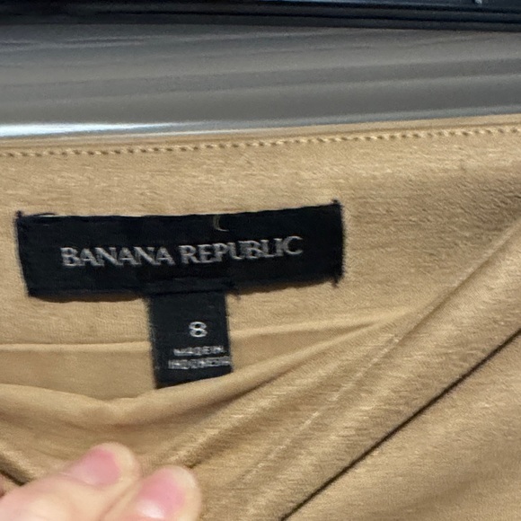 Banana Republic Tan Mini Skirt - Picture 2 of 6